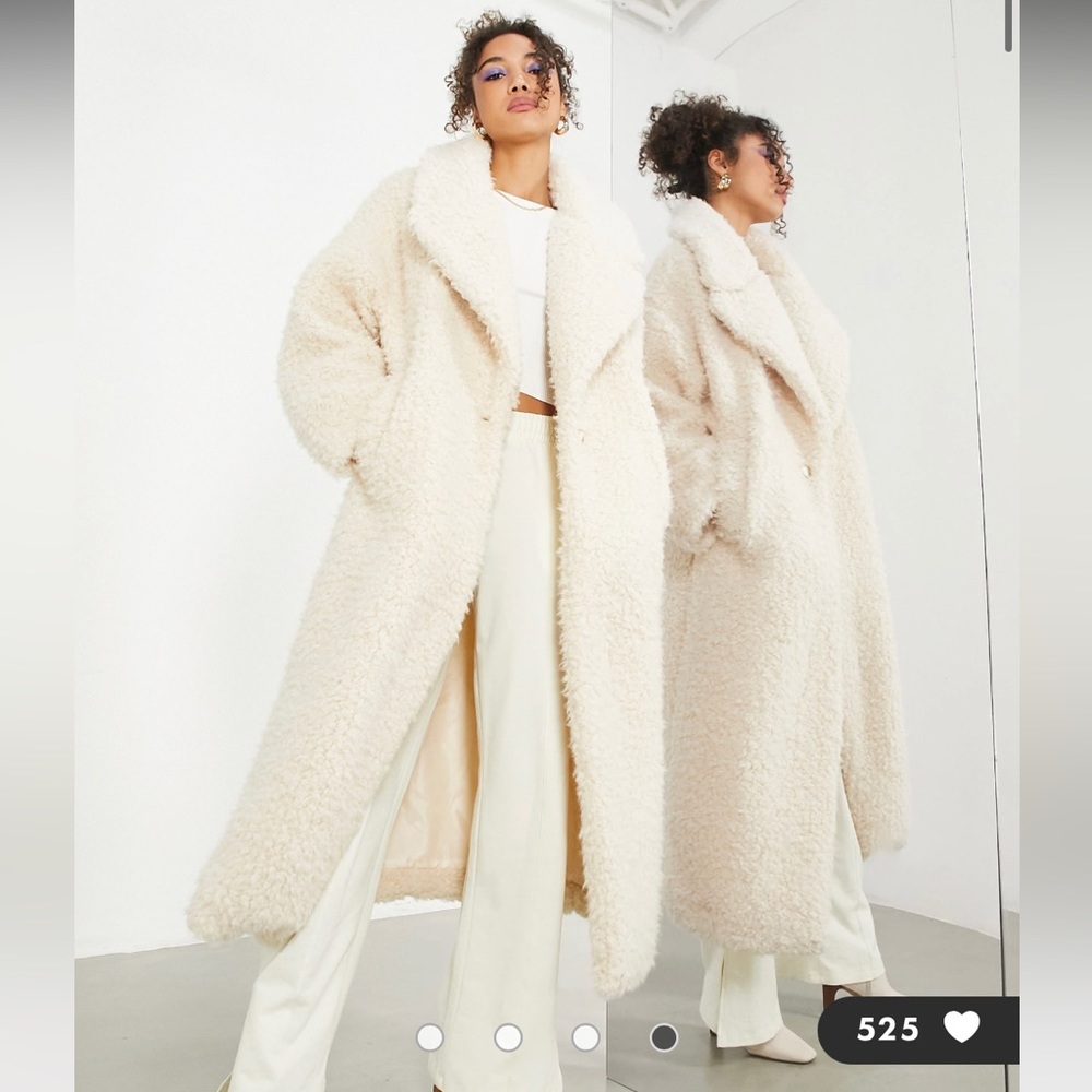 ASOS Oversized Fully Lined Teddy Coat - Full Length - Cream.  Never worn NWT.